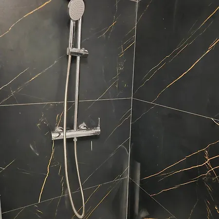 Bella Luxury Penthouse With Outside Jacuzzi And Barbecue Area