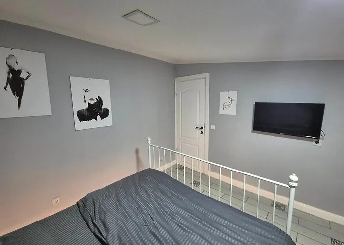 Bella Luxury Penthouse With Outside Jacuzzi And Barbecue Area Apartament Krajowa