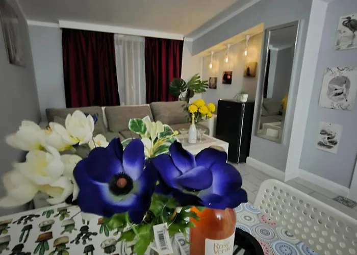 Bella Luxury Penthouse With Outside Jacuzzi And Barbecue Area Krajowa