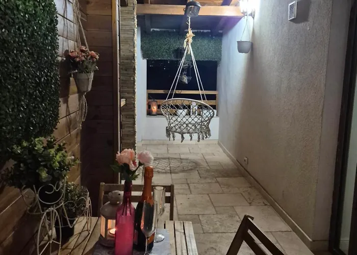 Bella Luxury Penthouse With Outside Jacuzzi And Barbecue Area Krajowa