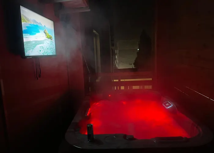 Bella Luxury Penthouse With Outside Jacuzzi And Barbecue Area * Krajowa